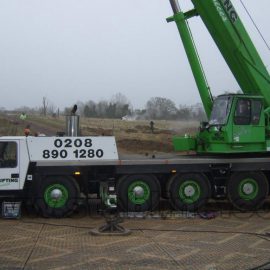 grue de chantiers sur les plaques de roulage Stabmax de Stabline