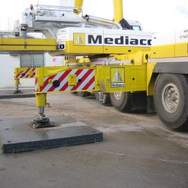 immobilisation d'un camion avec les plaques de calage Stabéco de Stabline